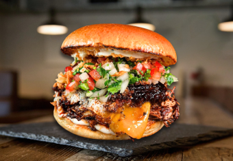 Burger Lieferchef 1080x600(32)